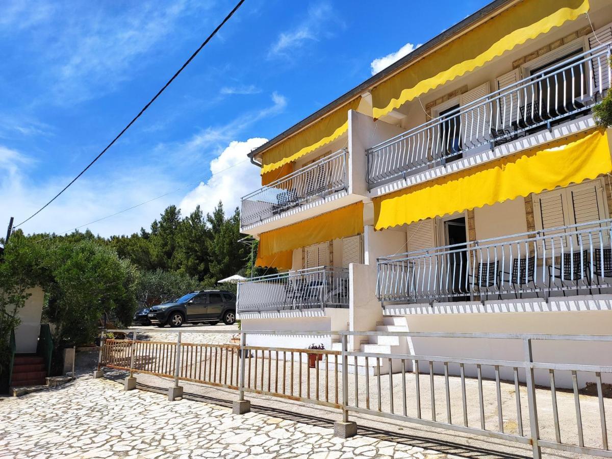 Apartments Dunja Hvar Ivan Dolac Exterior foto