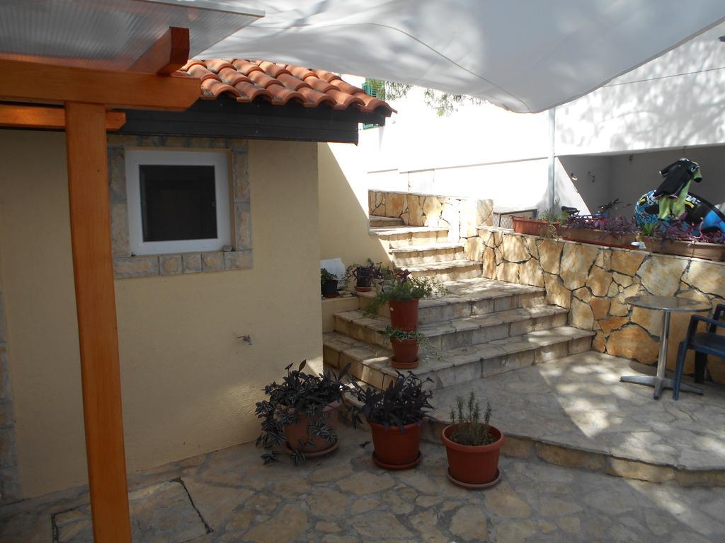 Apartments Dunja Hvar Ivan Dolac Exterior foto