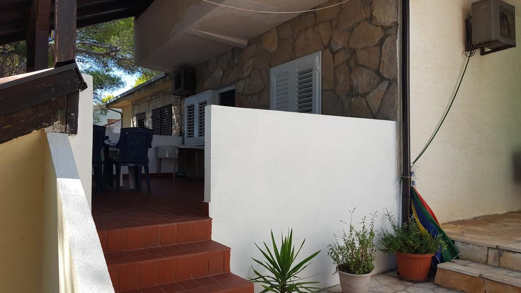 Apartments Dunja Hvar Ivan Dolac Exterior foto